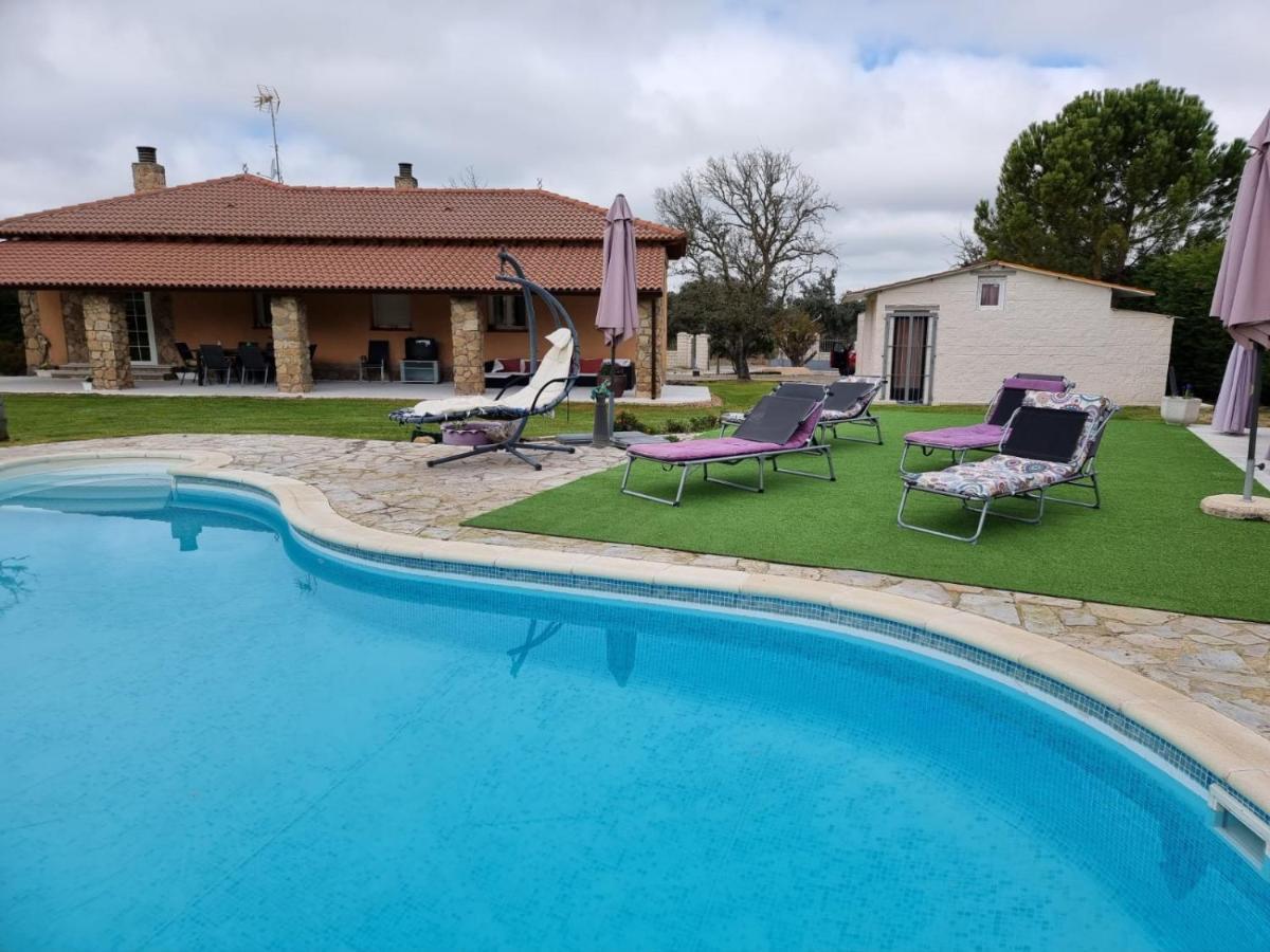 Villa Pancorbo Velayos Eksteriør billede