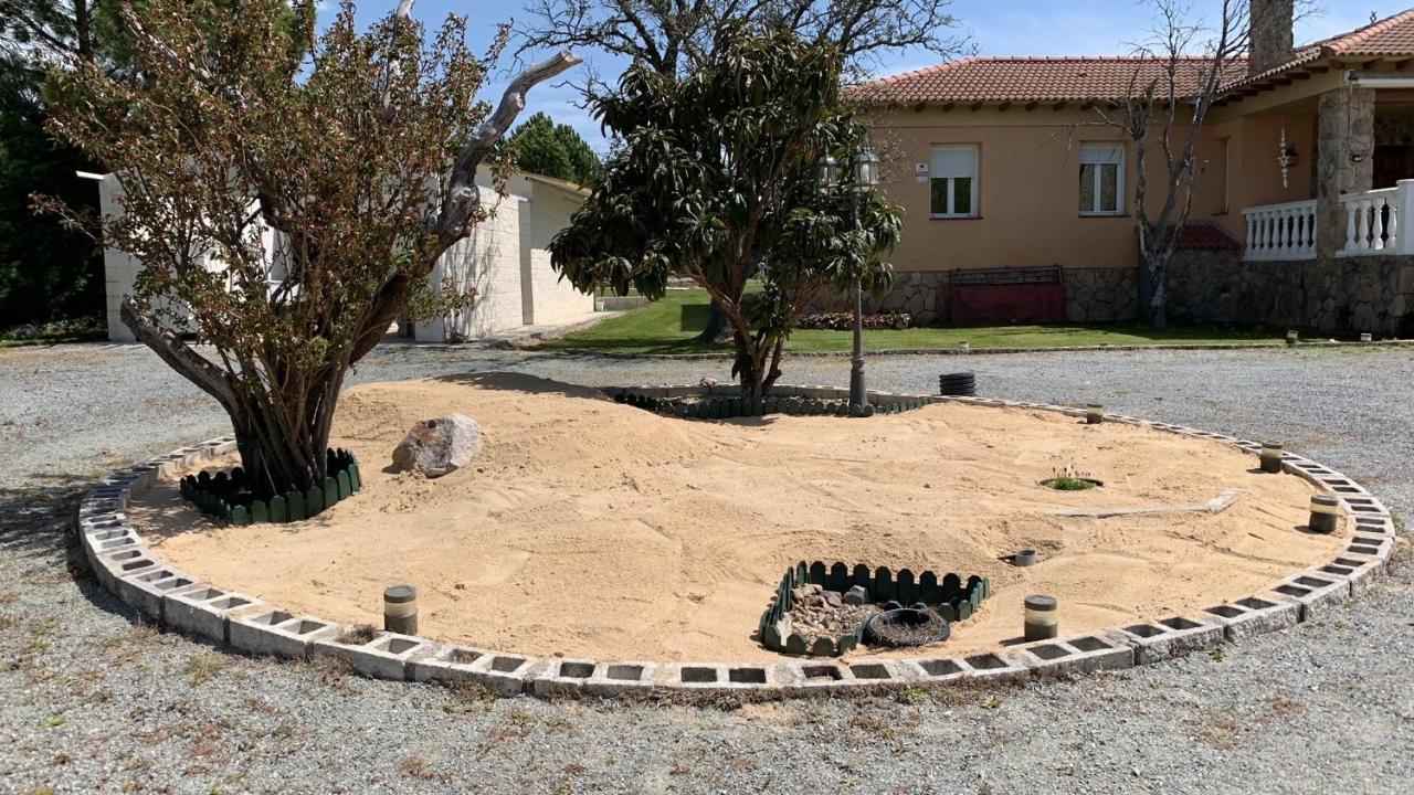 Villa Pancorbo Velayos Eksteriør billede