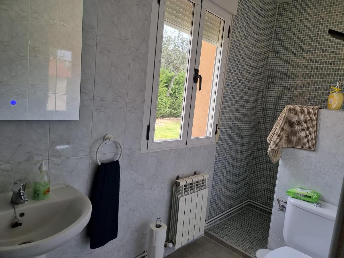 Villa Pancorbo Velayos Eksteriør billede