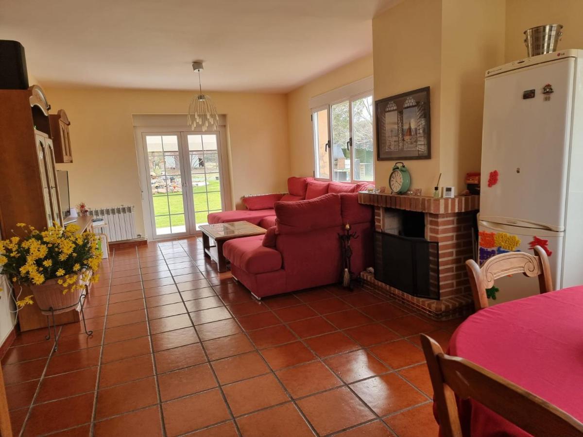 Villa Pancorbo Velayos Eksteriør billede