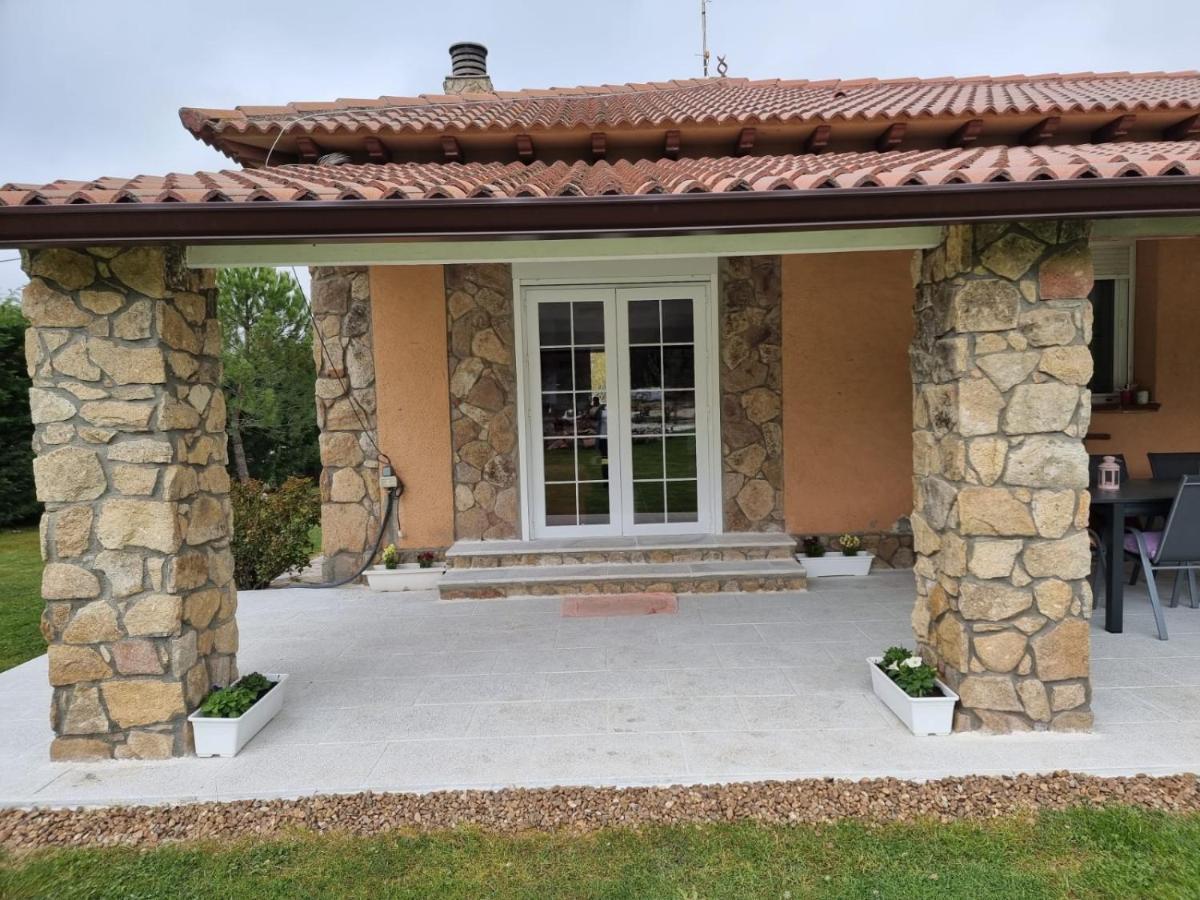 Villa Pancorbo Velayos Eksteriør billede