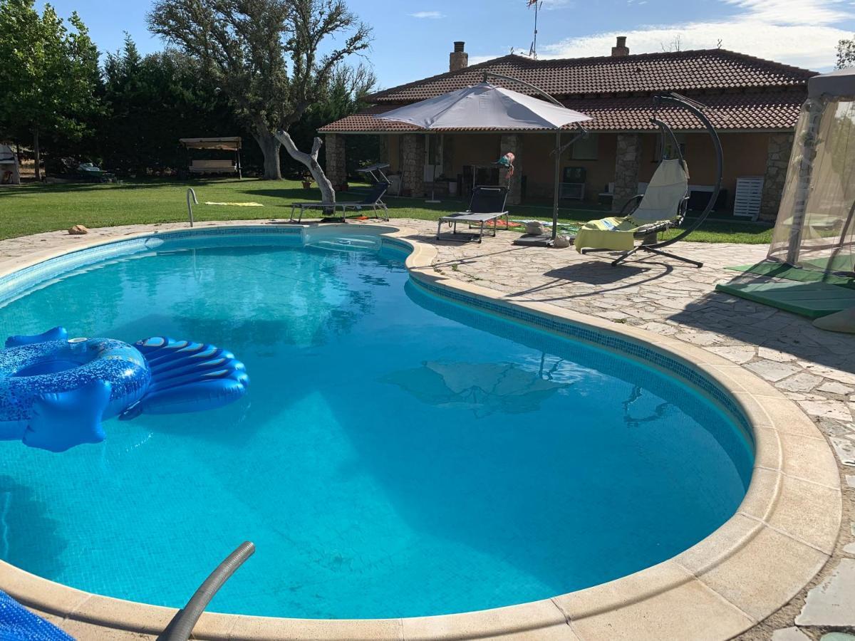 Villa Pancorbo Velayos Eksteriør billede